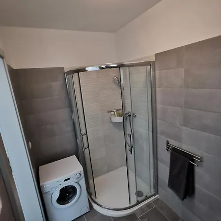 Apartment Antracit - Free Parking